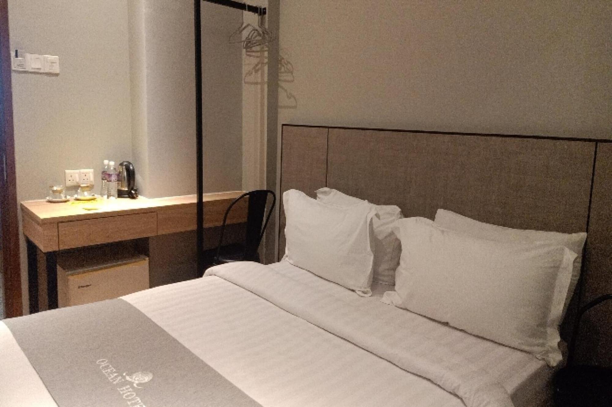 Oyo 90411 Perdana Hotel לבואן מראה חיצוני תמונה